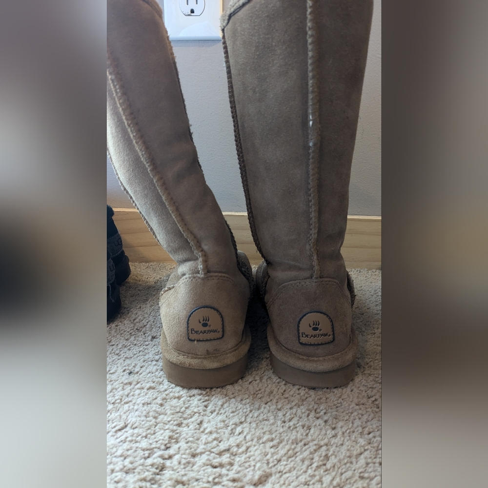 Bearpaw tall boots